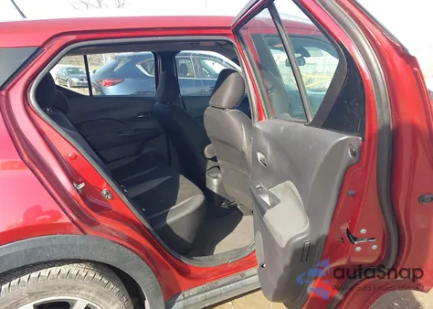 2020 Nissan Kicks Sv Xtronic Cvt из США, поврежденный, VIN 3N1CP5CV3LL514013